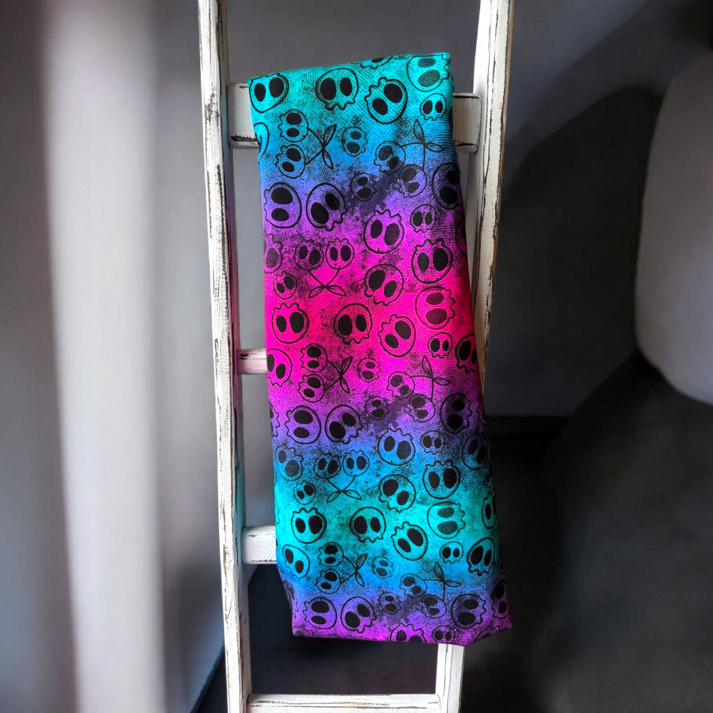 0,5 m Skulls lila pink türkis Meterware