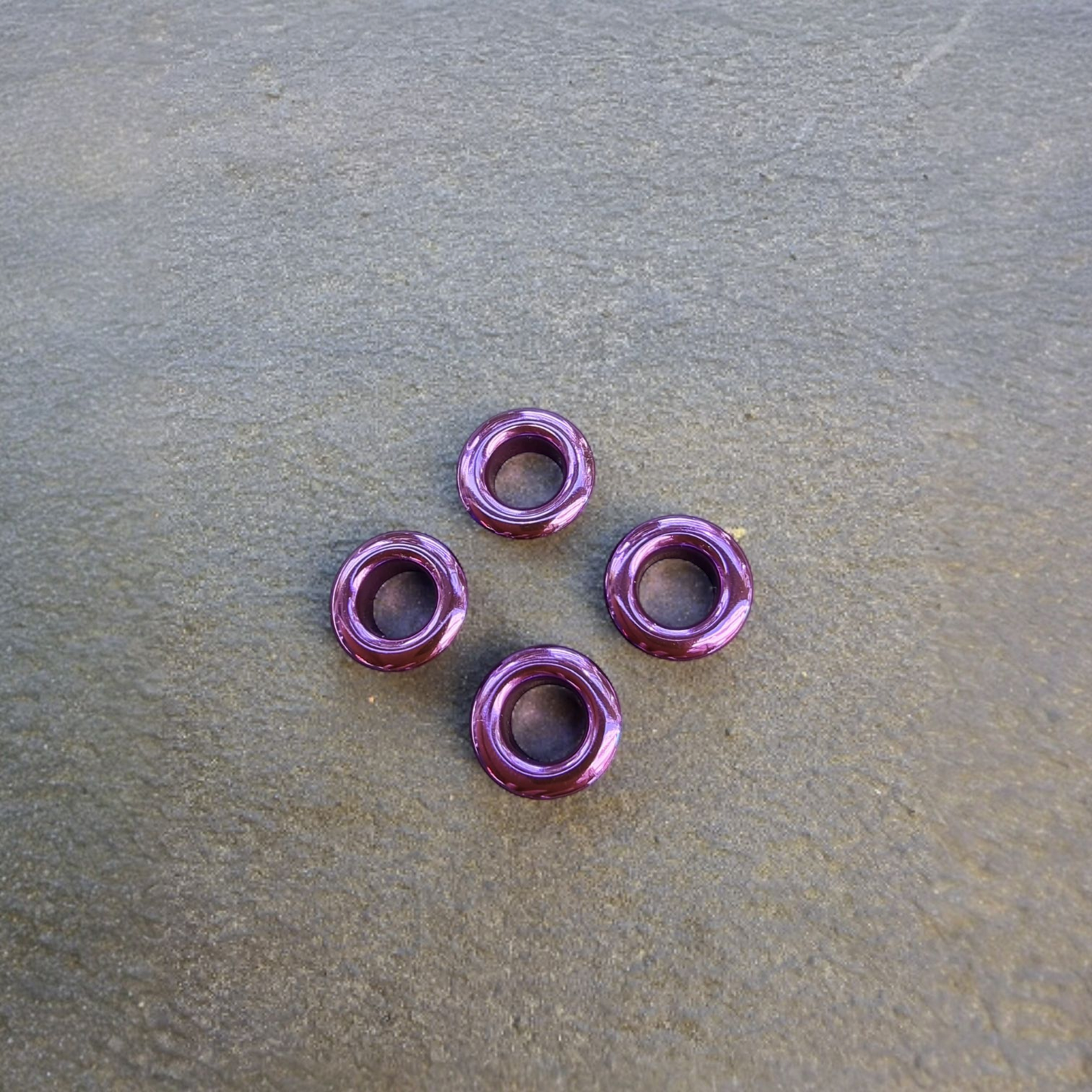Ösenset 8mm 4 Stück