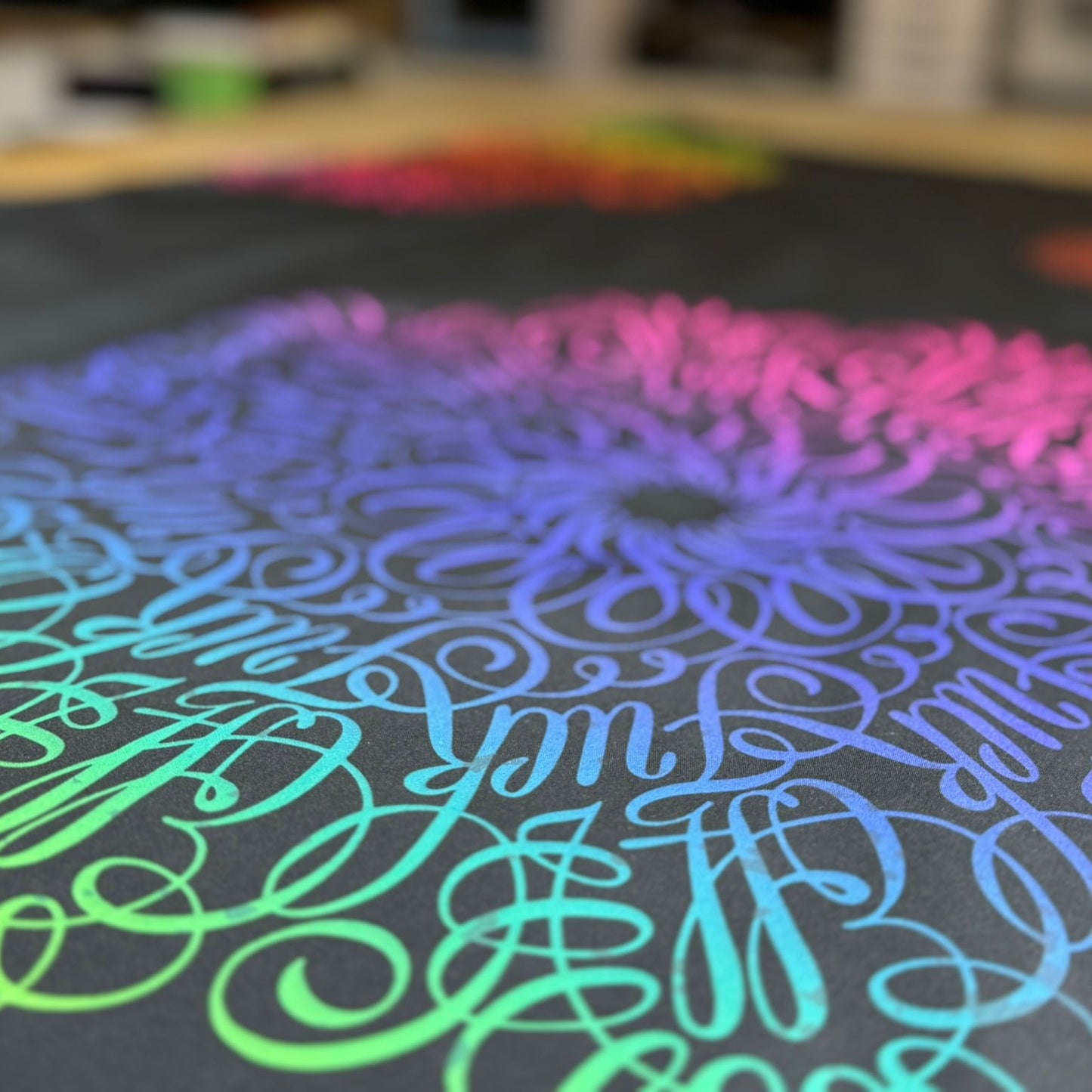 0,5 m Softshell Rainbow Mandala Fuck off