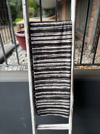 0,5m French Terry Grungestripes schwarz weiß
