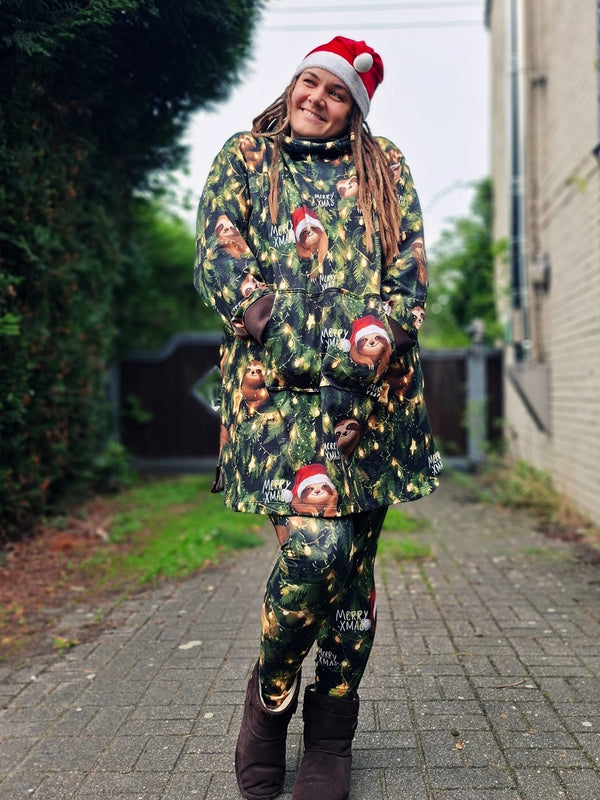 0,5m French Terry "Sloth Christmas" – zweites Bild