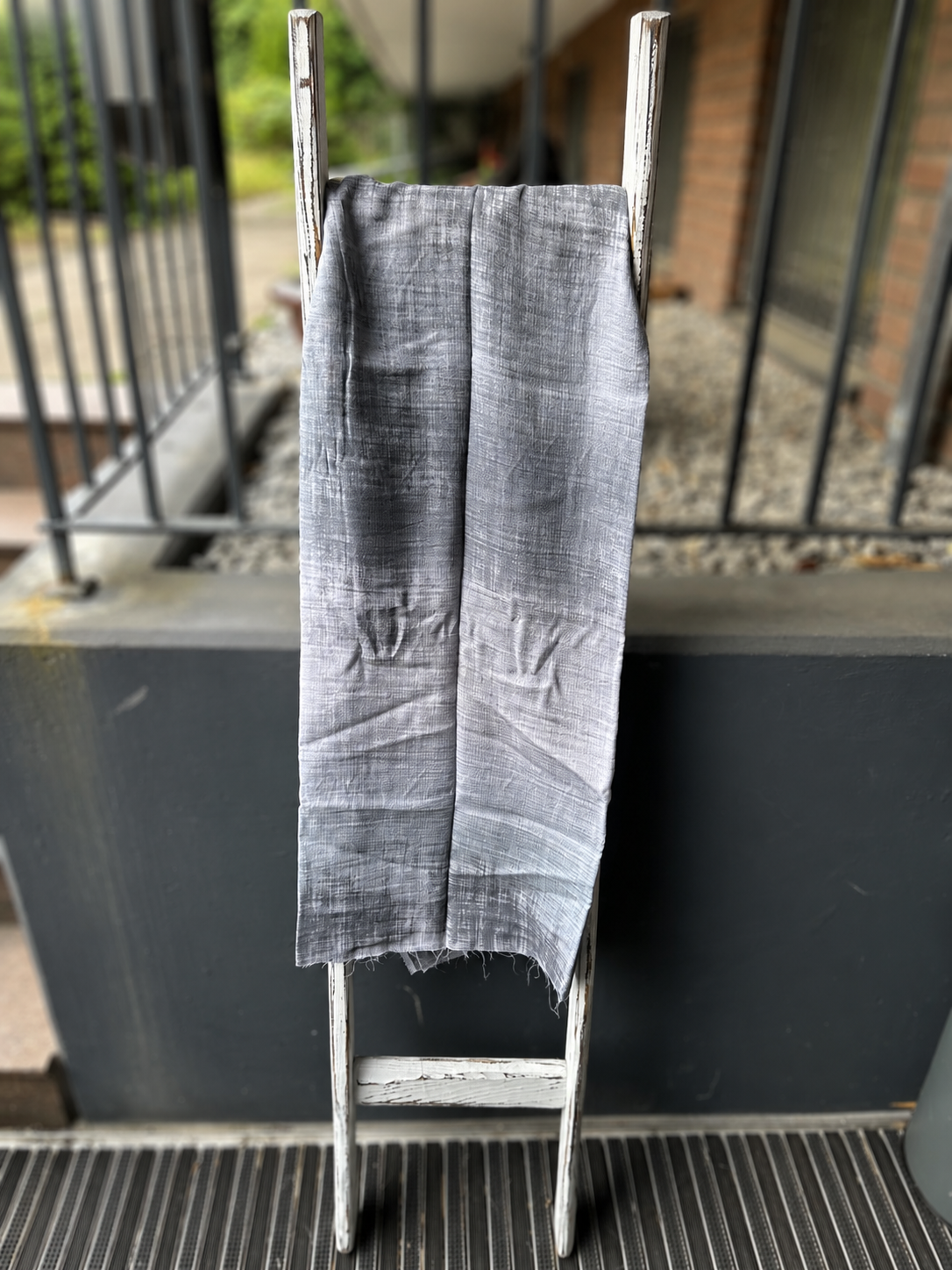 1m Musselin Grit Couture Grau