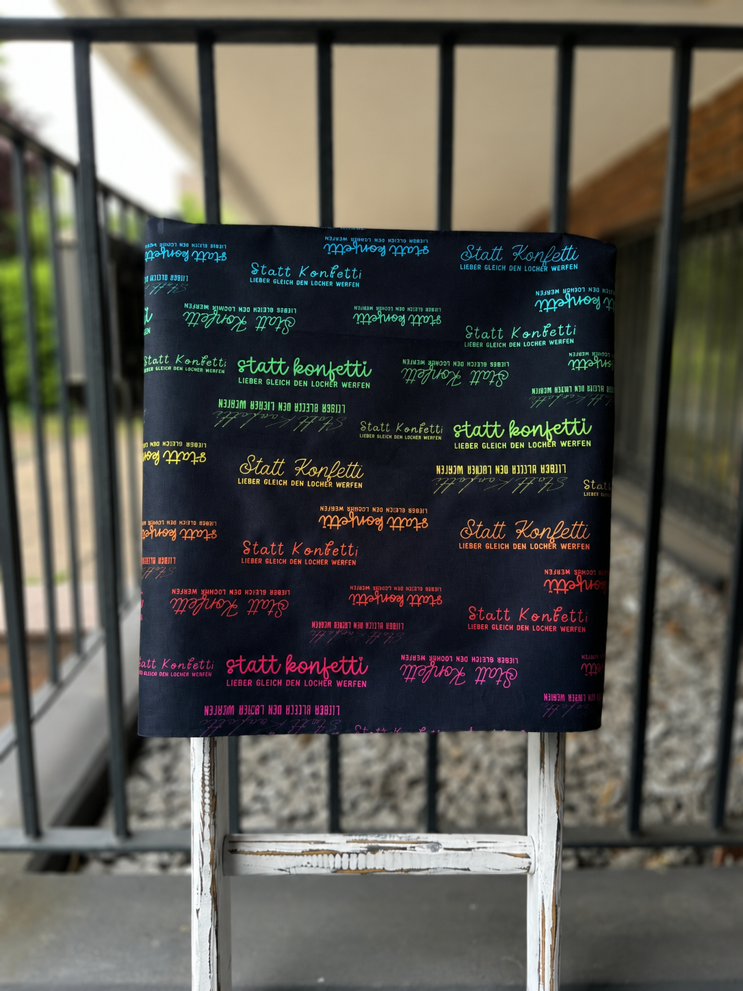 0,5m statt Konfetti Rainbow wasserabweisender Canvas