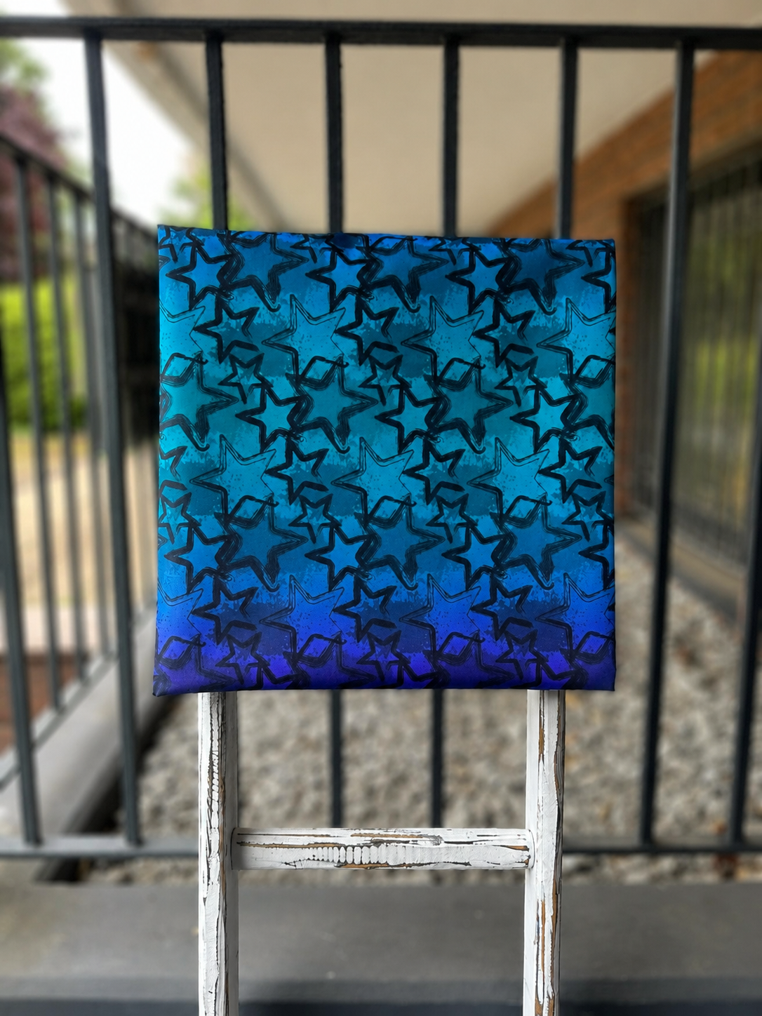 0,5m Grungestars lila türkis wasserabweisender Canvas