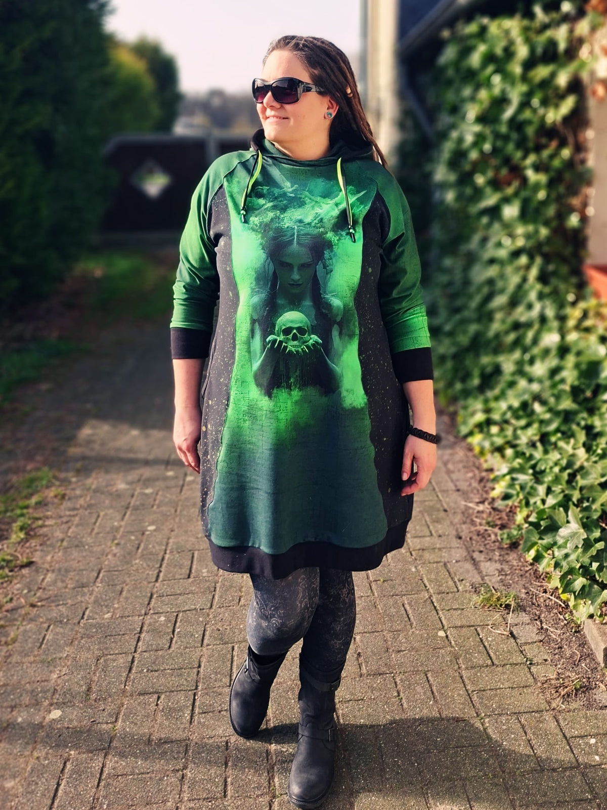 1m Shadow Sorceress Green Panel
